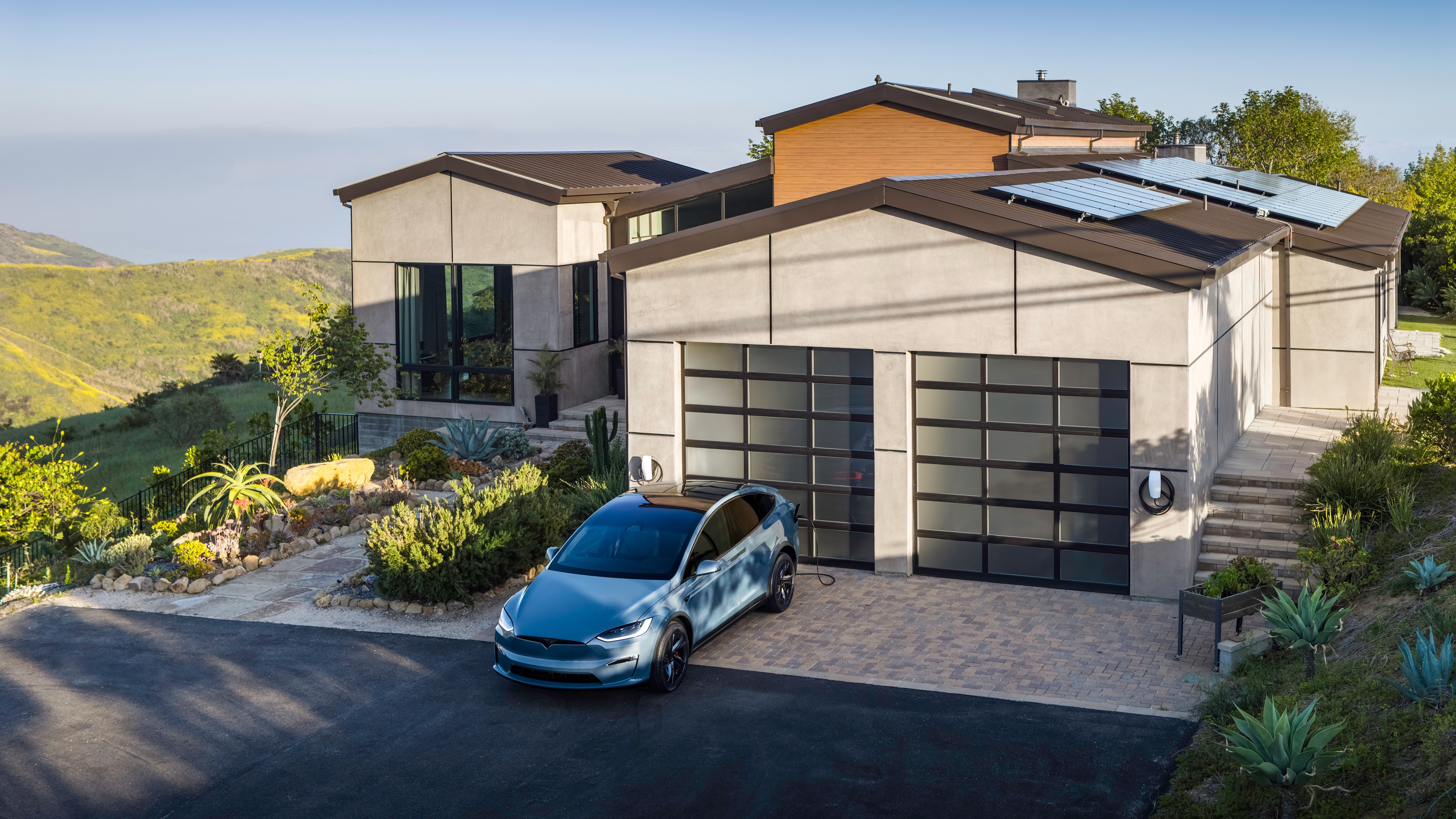 Yeni Tesla Model S ve  Model X