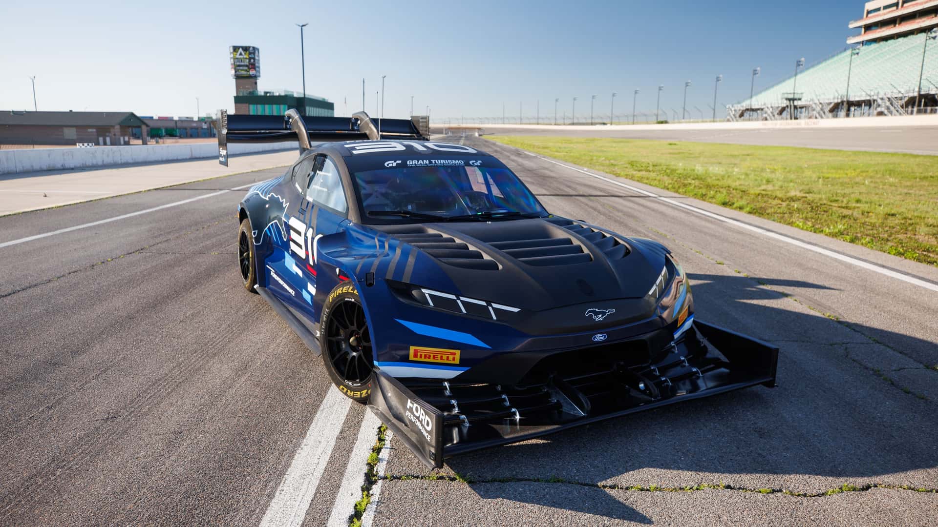 Mustang Super Mach-E