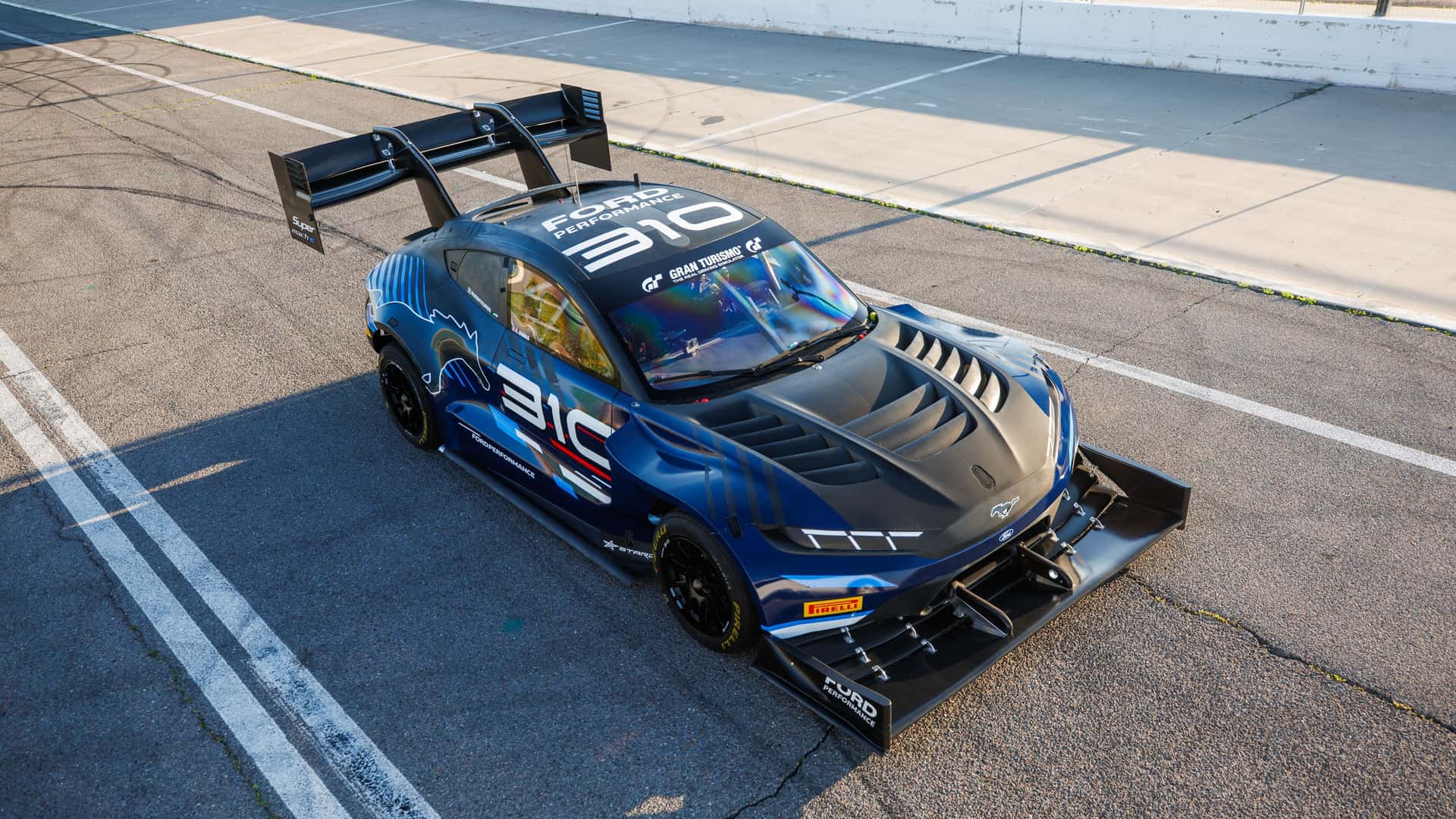 Mustang Super Mach-E