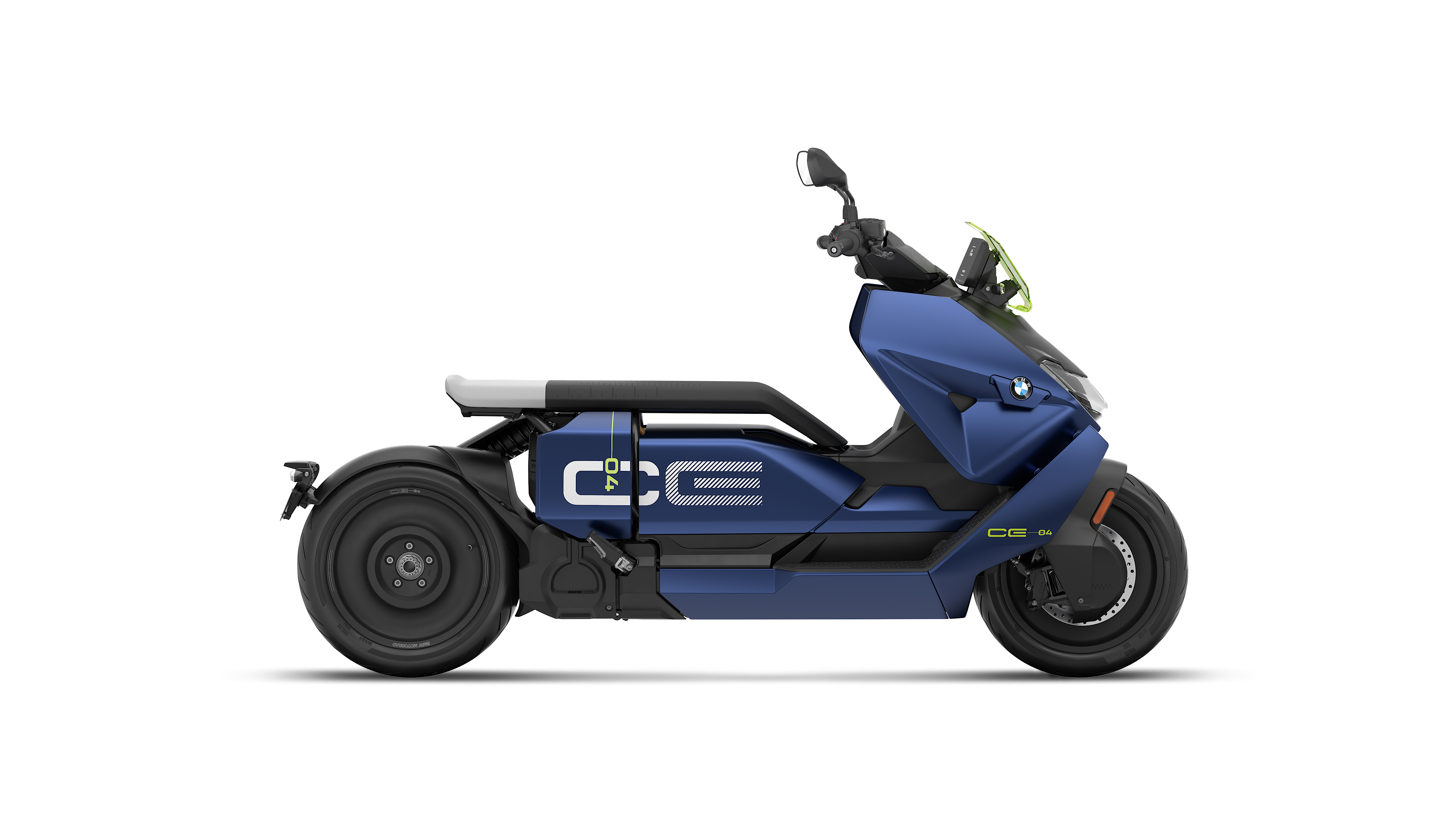 Yeni BMW CE 04
