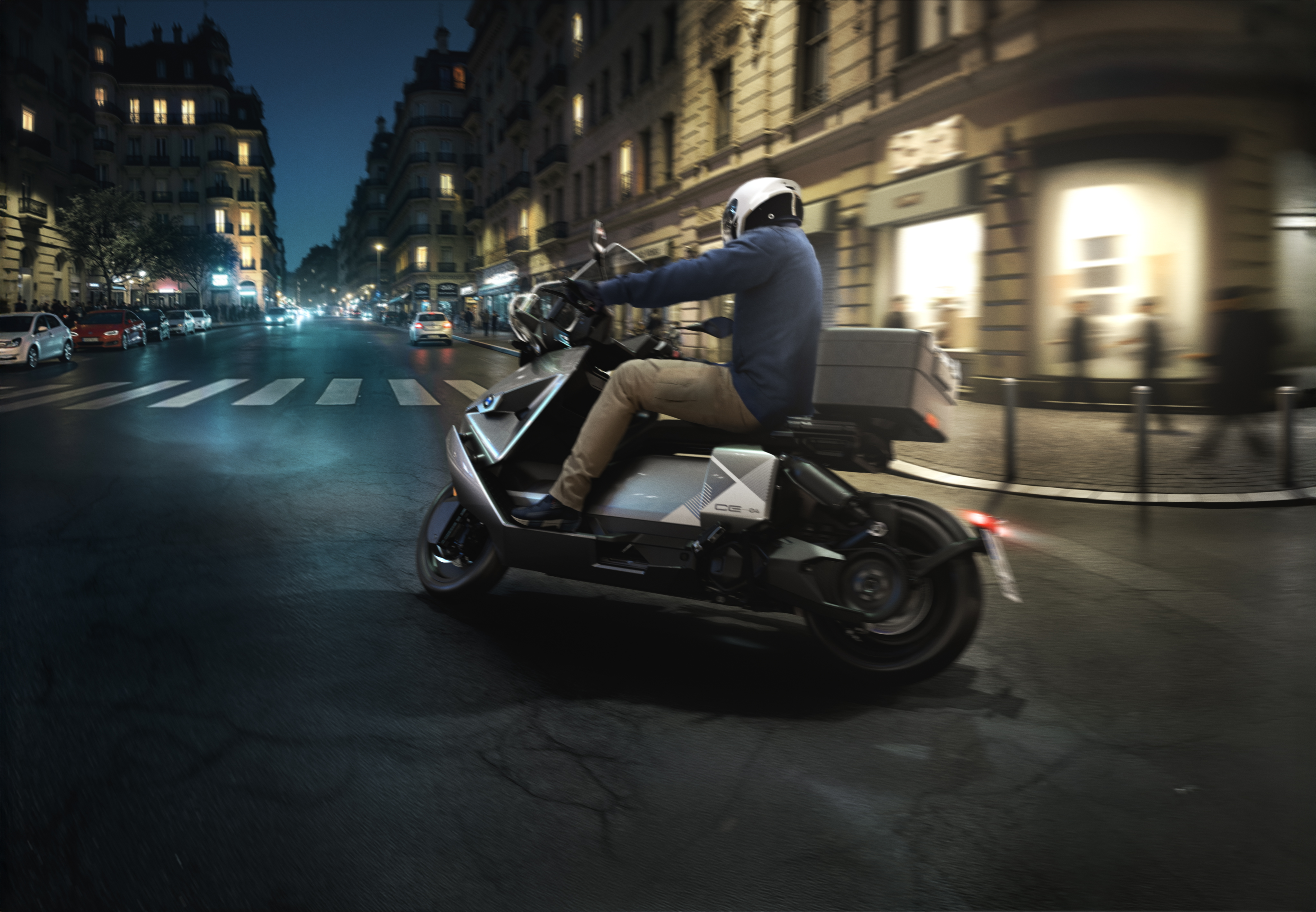 Yeni BMW CE 04
