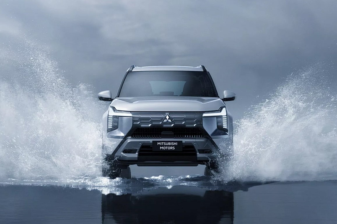 2025 Mitsubishi Destinator