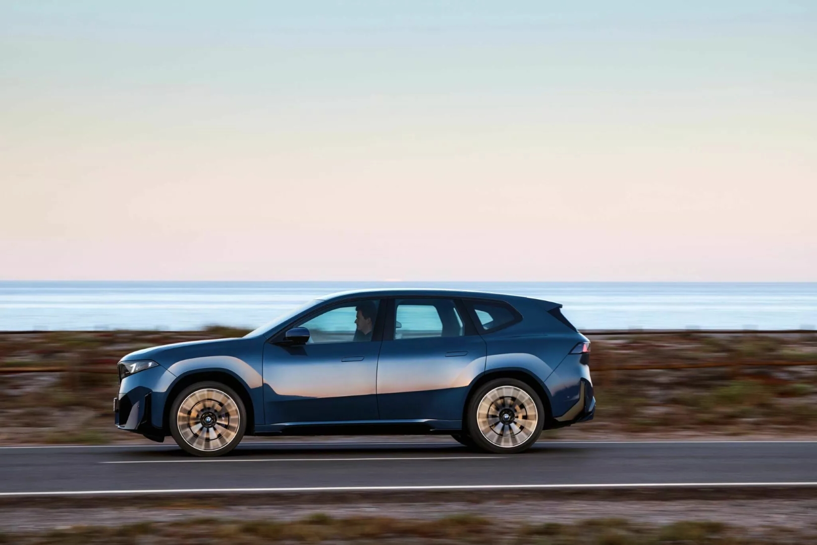 Yeni BMW iX3 