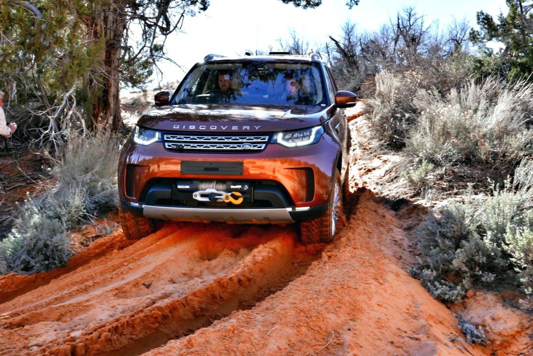 Jaguar Land Rover, sürücüsüz araçlara off-road yeteneği kazandıracak