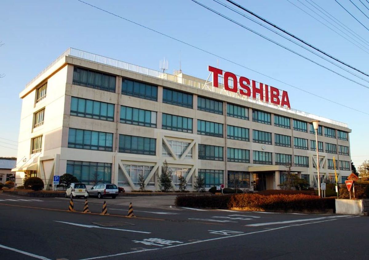 Toshiba, bilgisayar bölümünü Sharp’a sattı