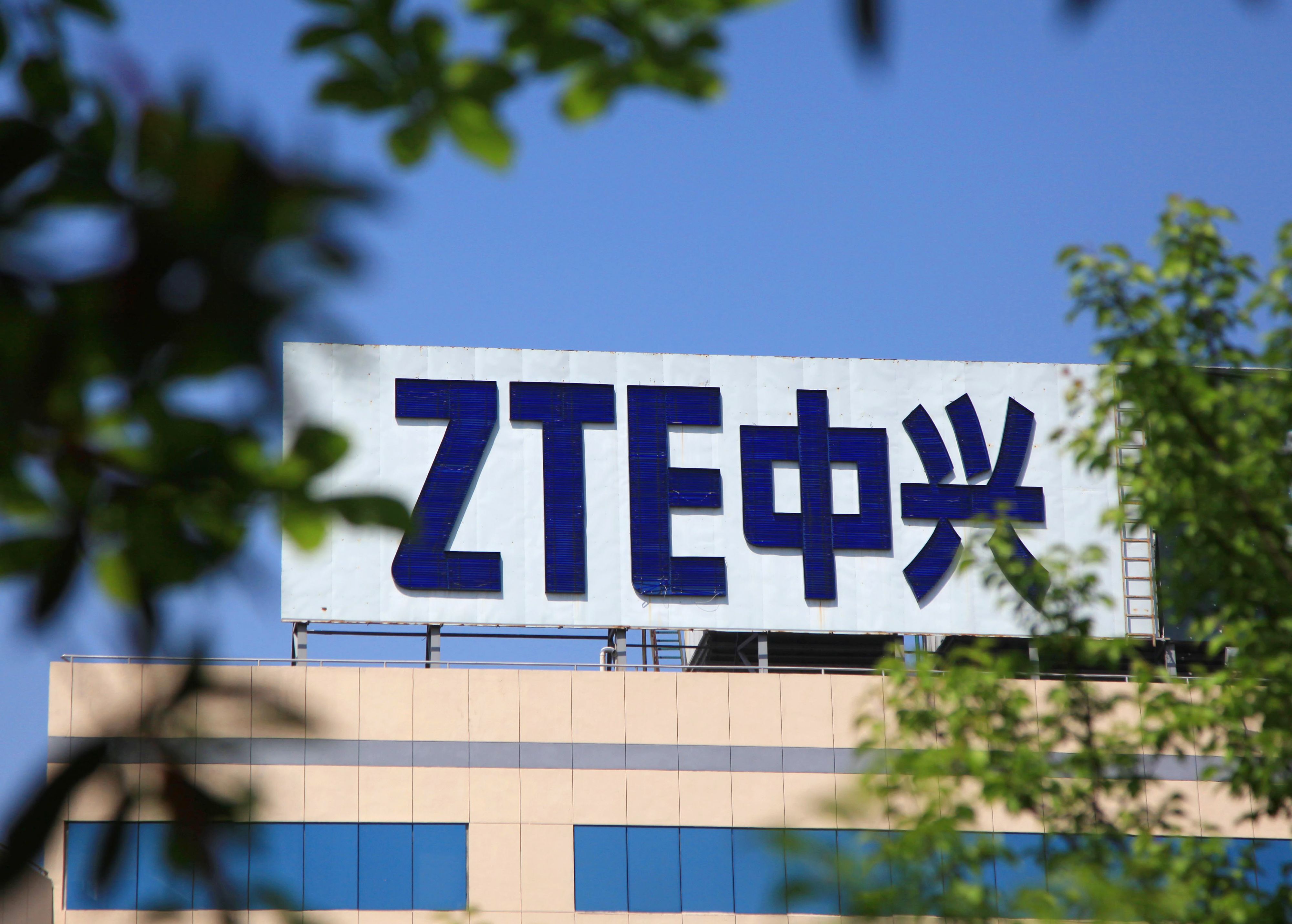 ZTE, ABD'deki yasağın kalkması için ilk ödemeyi yapmaya hazır