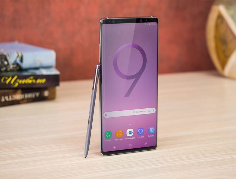 Samsung Galaxy Note 9'un demo cihazını test eden editör, telefonla ilgili yeni bilgiler verdi