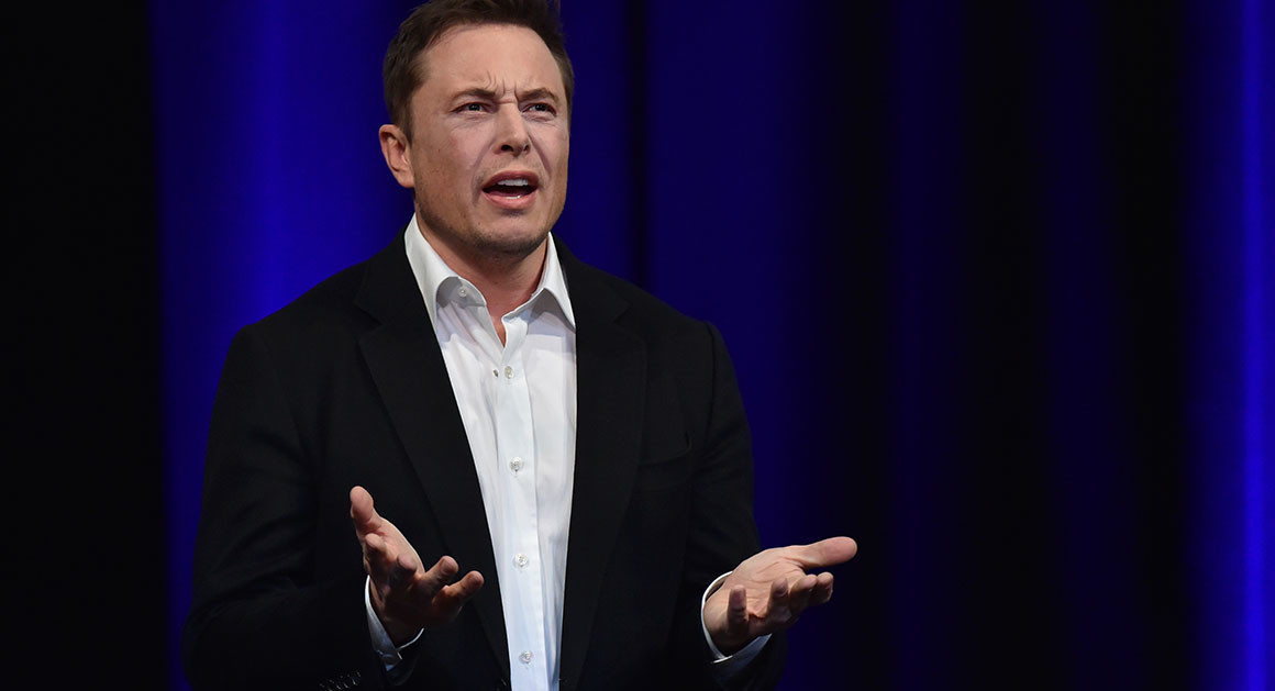 Tesla CEO'su Elon Musk medyaya ateş püskürdü