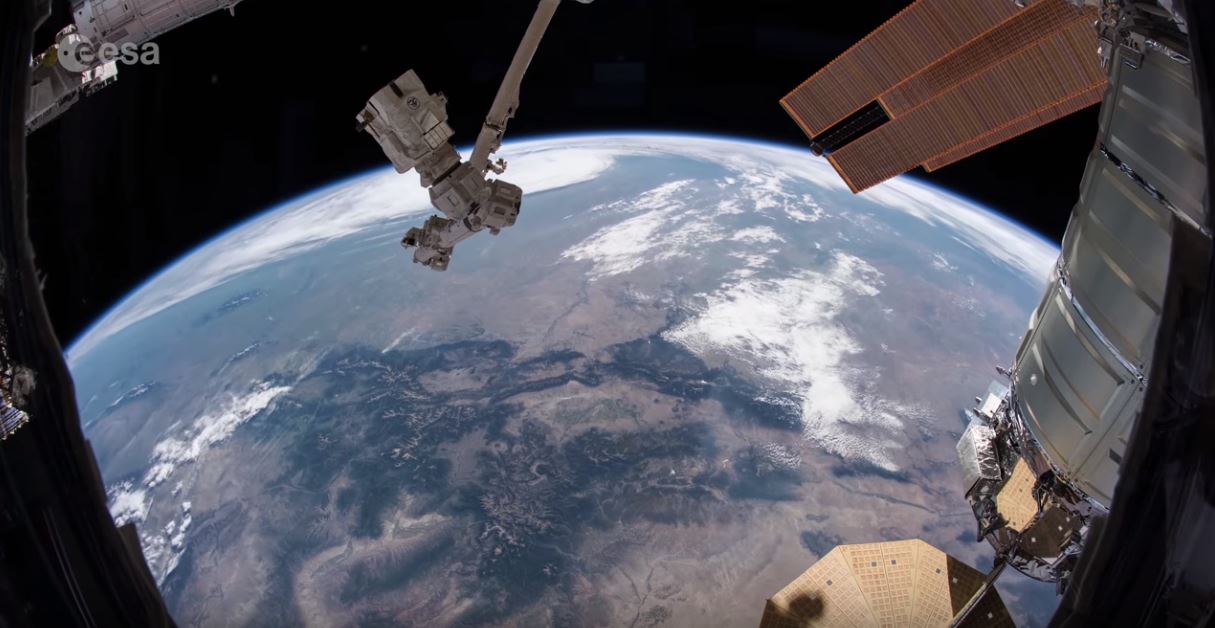 Avrupalı astronot, Dünya'yı uzaydan işte böyle görüntüledi (VİDEO)