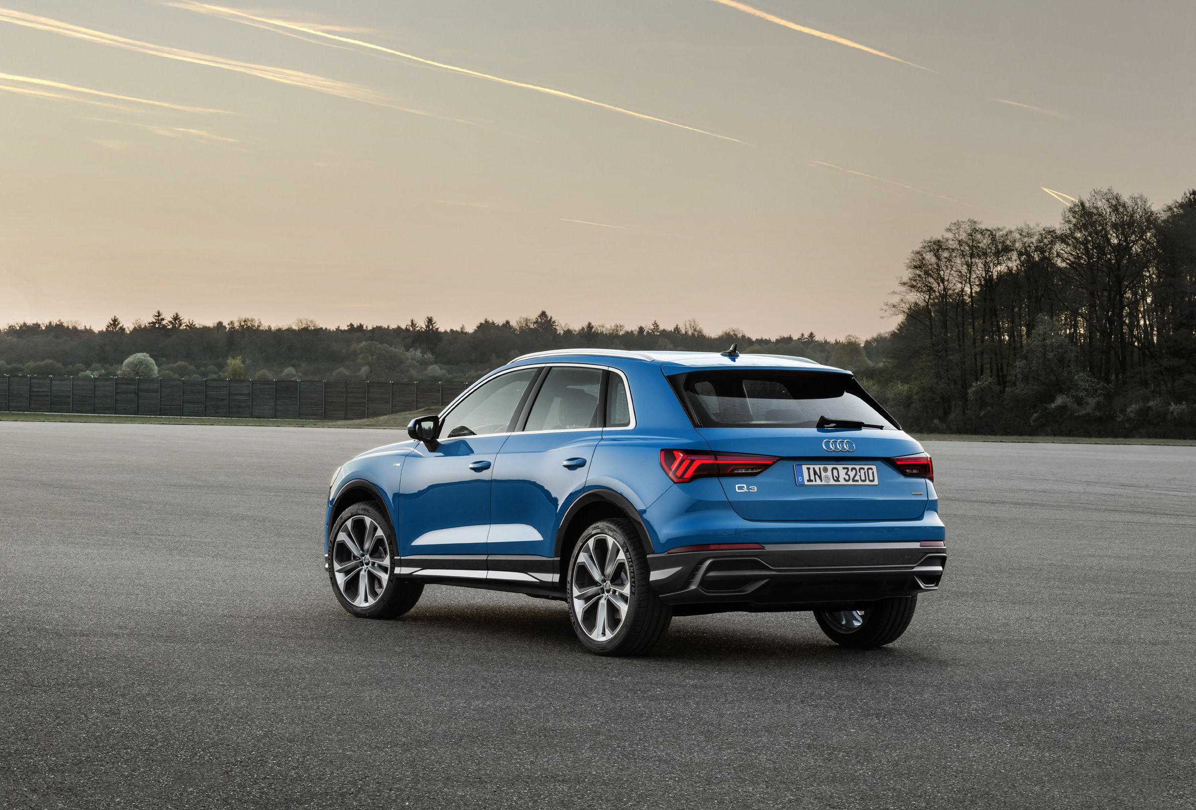 2019 Audi Q3, yeni teknolojileri ve daha dinamik tasarımıyla tanıtıldı