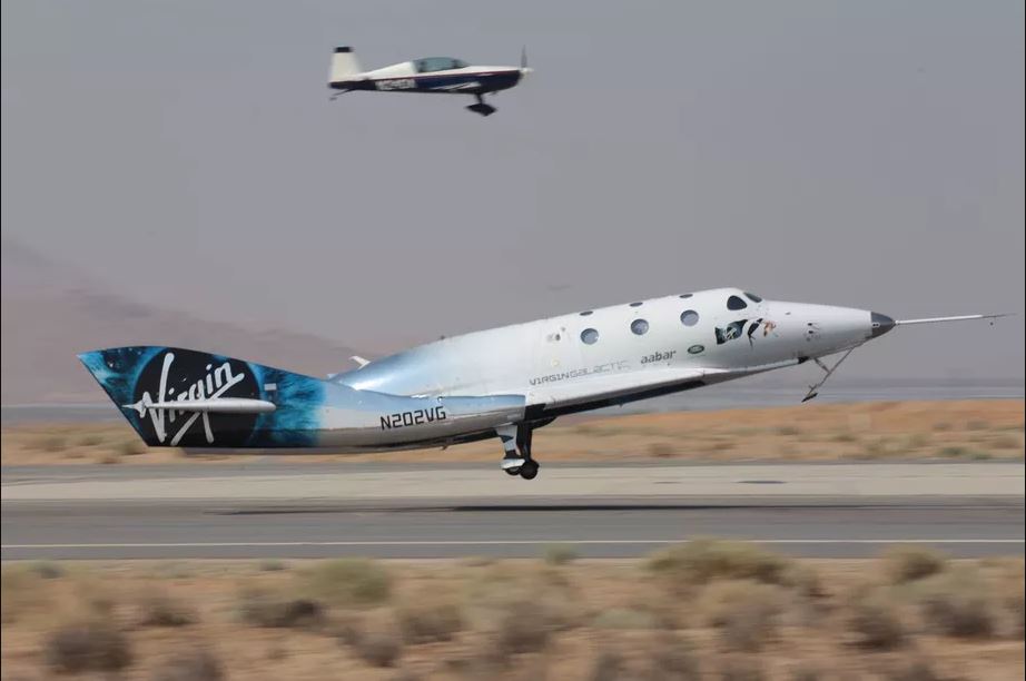 Virgin Galactic, test uçuşunda yükseklik rekoru kırdı 'Uzay turizmine doğru'