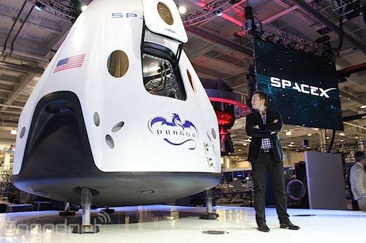 NASA, SpaceX'in uzaya taşıyacağı ilk astronotları açıklamaya hazırlanıyor