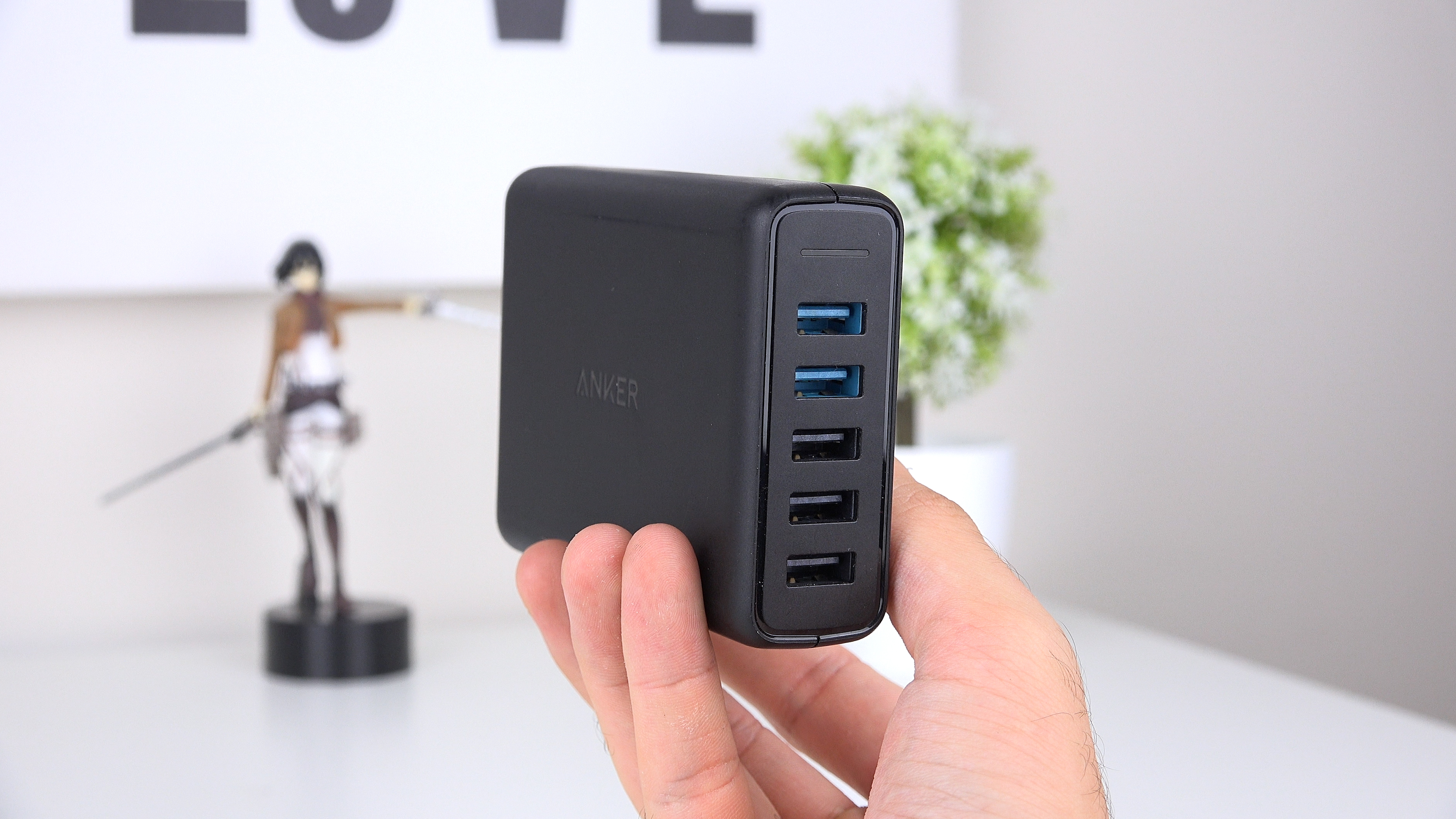 Orijinal şarj adaptörüne gerek var mı? 'Anker PowerPort 5 Speed incelemesi'