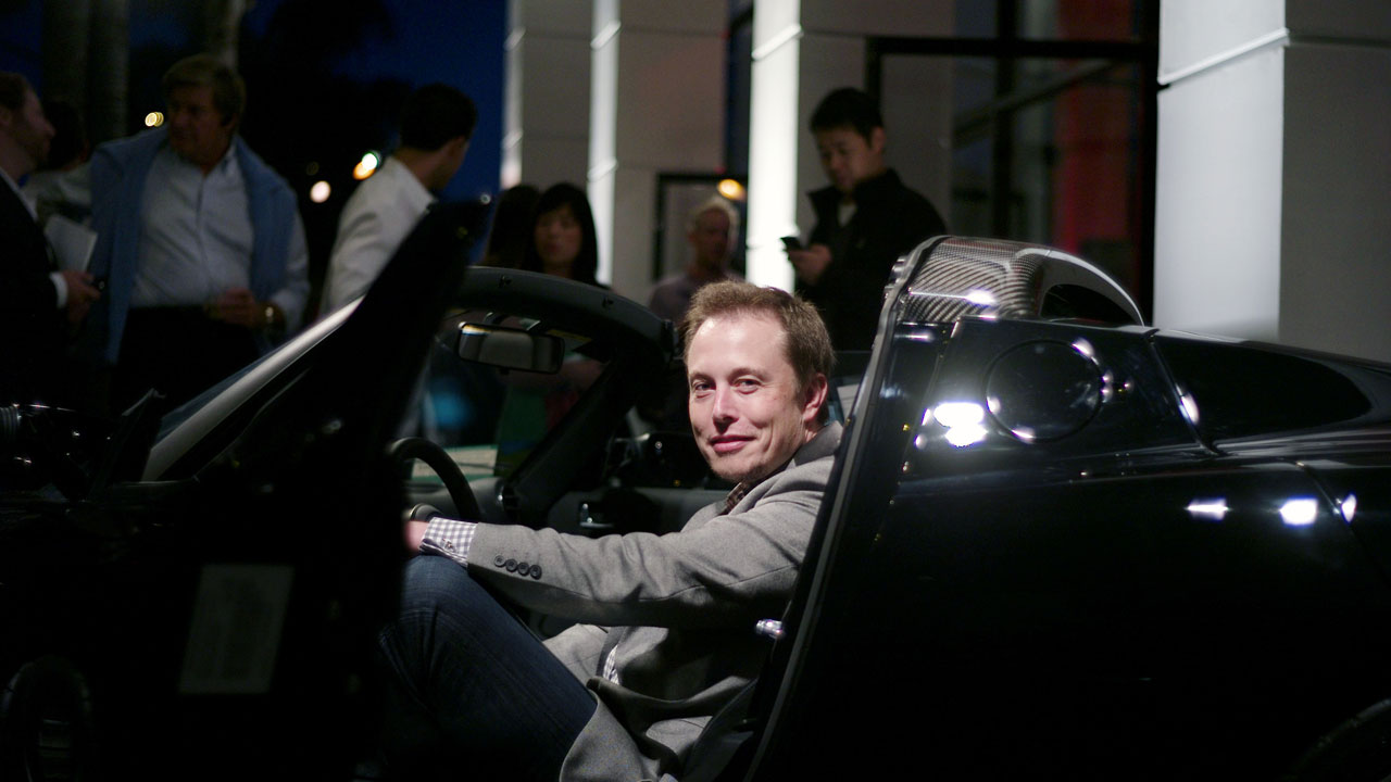 Elon Musk, Tesla hisselerini işleme kapatmak istiyor