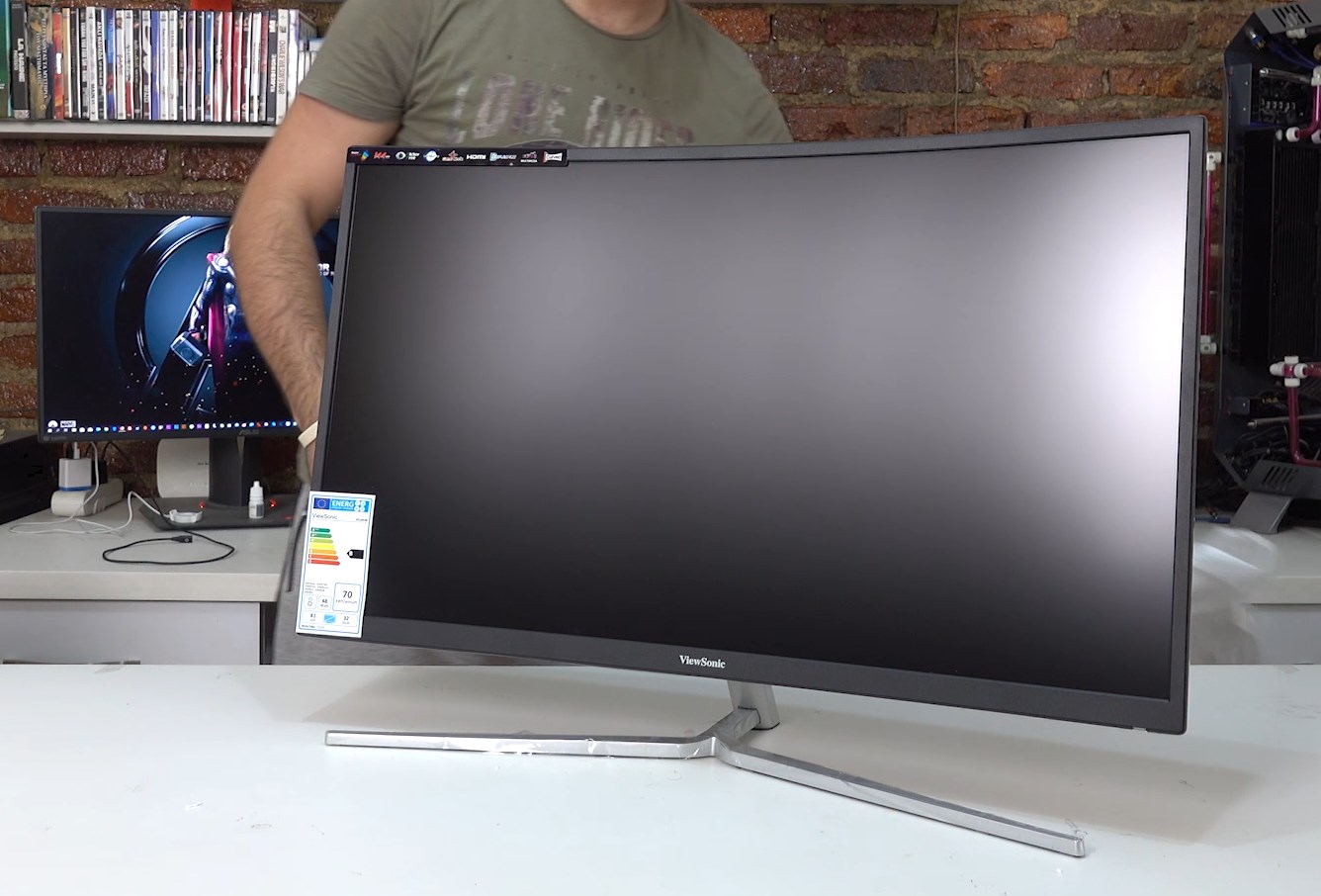 Uygun Fiyata 32'' Kavisli 144Hz Oyuncu Monitörü İncelemesi ''ViewSonic XG3202-C''