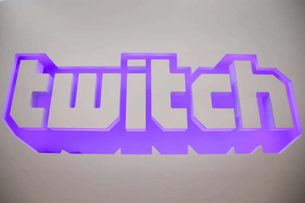 Twitch oyundan farklı içerikler sunarak Youtube'a rakip olmak istiyor