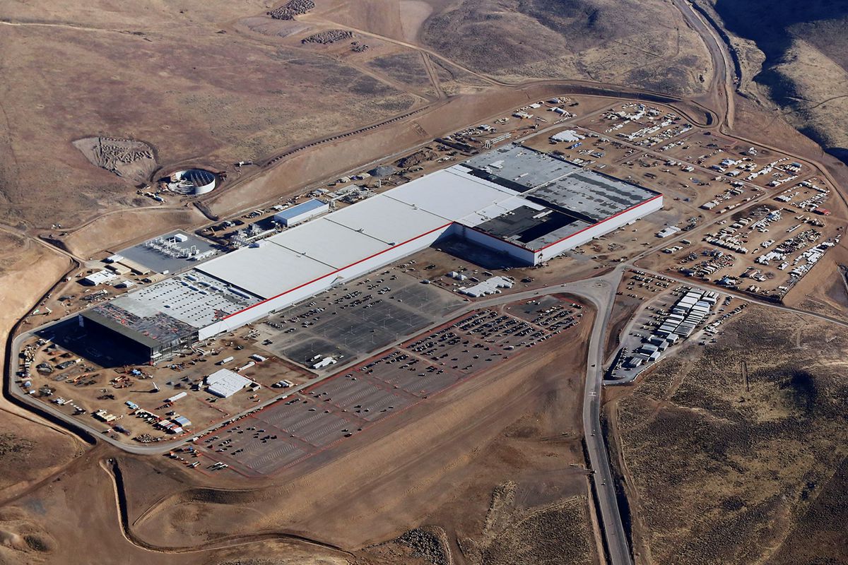 Tesla'nın eski çalışanından ilginç iddia: Gigafactory'de uyuşturucu kaçakçıları çalışıyor