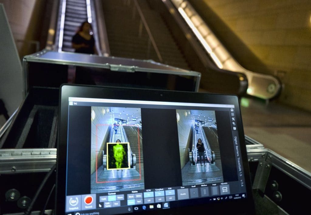 Los Angeles metrosunda yeni vücut tarayıcı cihazlar kullanılacak