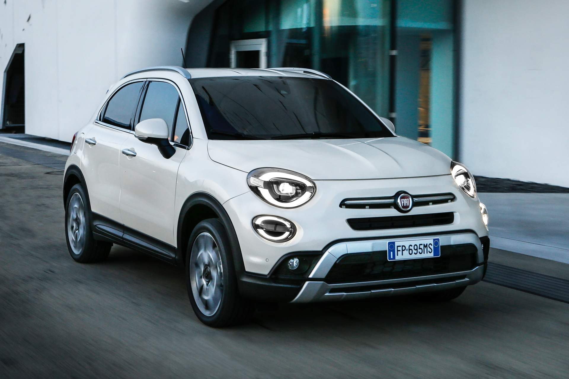 1.0 litrelik motor seçeneğine sahip 2019 Fiat 500X tanıtıldı