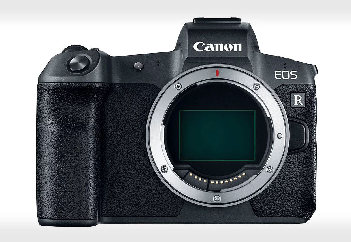 Canon sonunda EOS R tam kare aynasız fotoğraf makinesini tanıttı