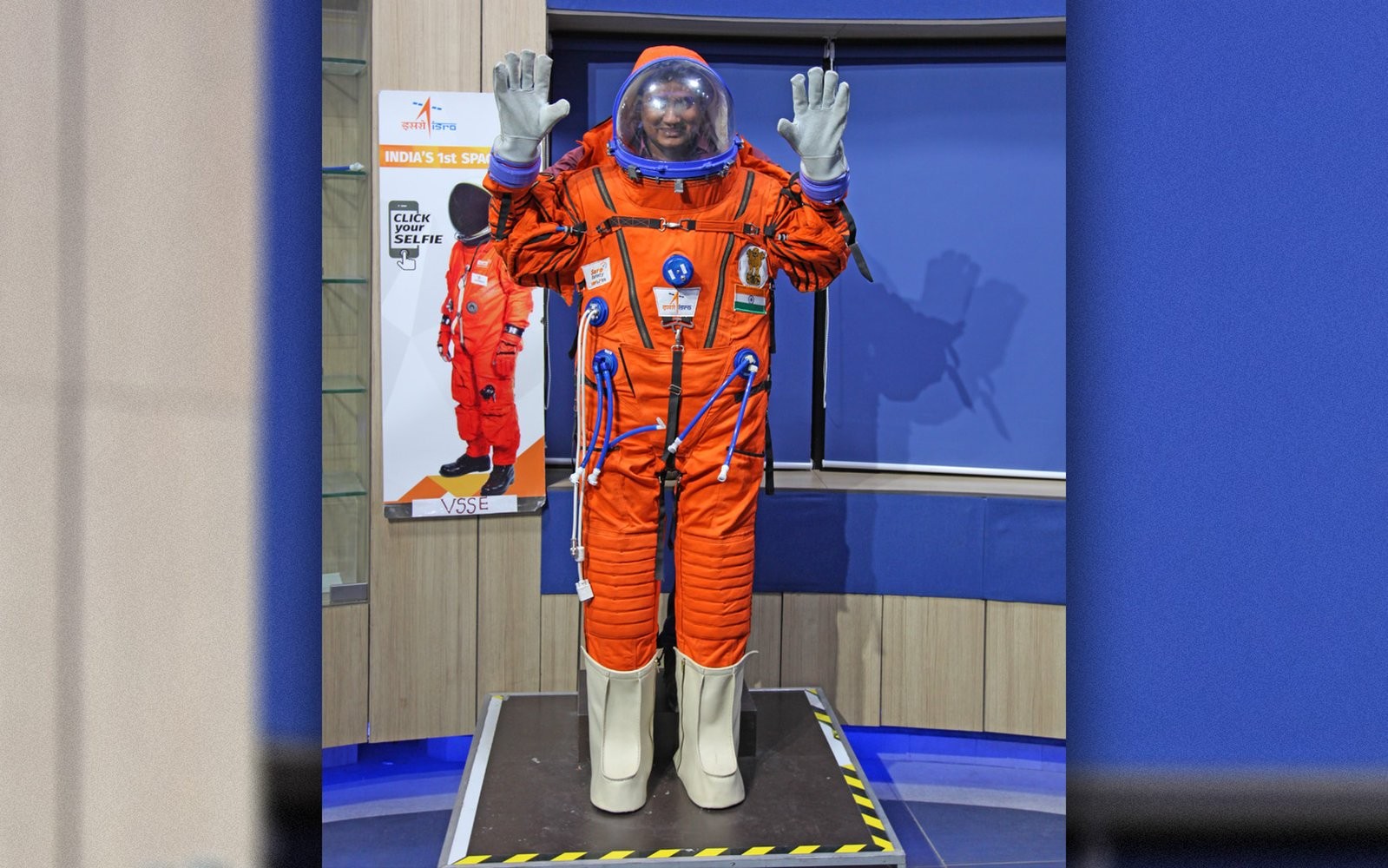 Hindistanlı astronotlar bu uzay kıyafetini giyecek
