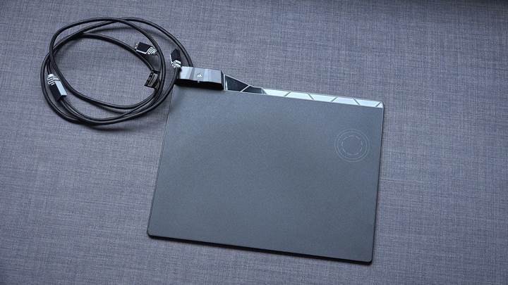 Kablolu gibi hızlı kablosuz fare ve Qi kablosuz şarjlı mause pad 'Corsair Dark Core RGB SE ve MM1000 incelemesi'