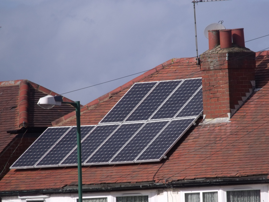 Yükselen döviz kurları güneş enerjisi sektörünü de etkiledi