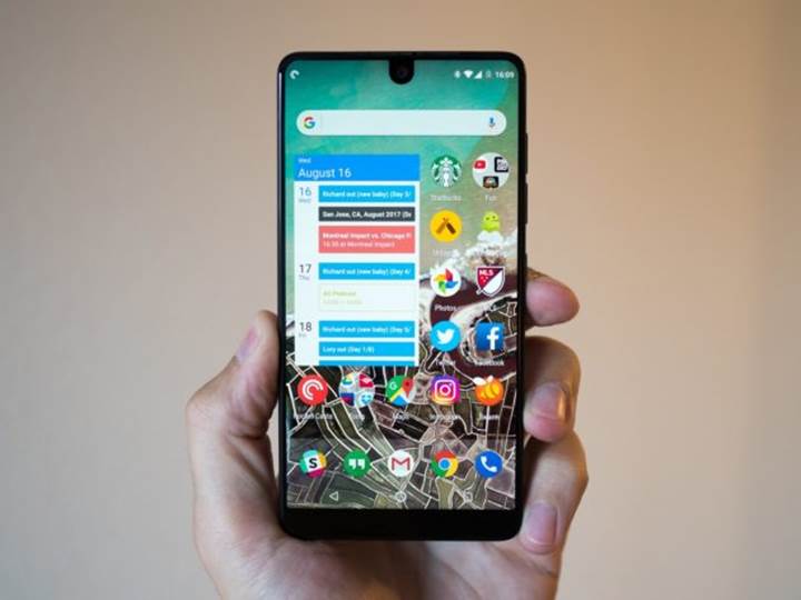 Essential Phone gelecek yıl Android Q güncellemesi de alacak