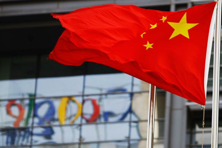 Google'ın eski CEO'su Eric Schmidt: İnternet iki kutba ayrılacak