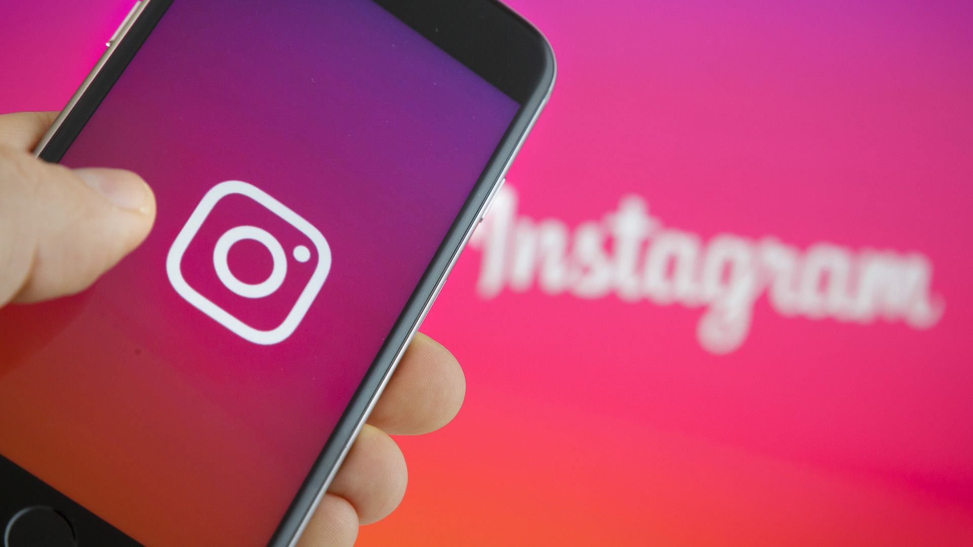 Instagram, başkalarının gönderilerini paylaşma özelliği üzerinde çalışıyor