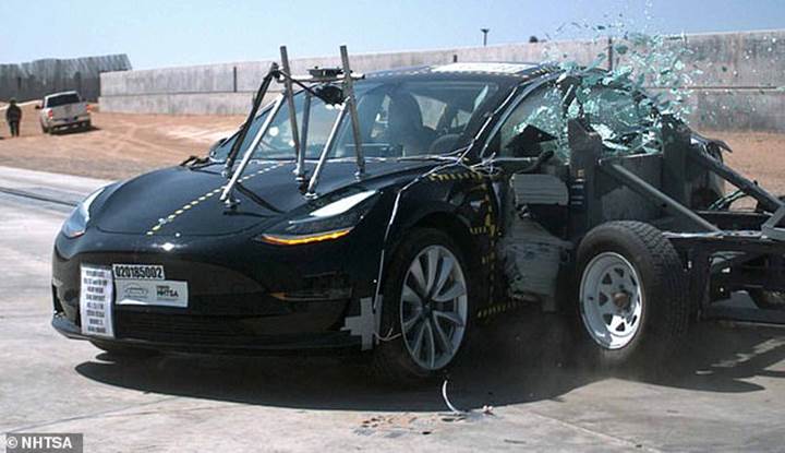 Tesla Model 3'ün NHTSA NCAP sonuçları açıklandı!