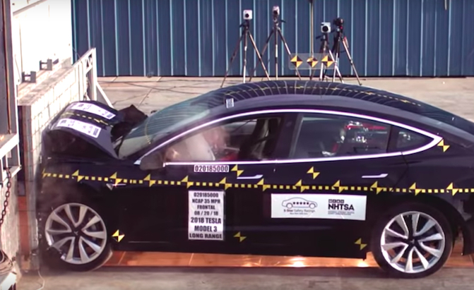 Tesla Model 3'ün NHTSA NCAP sonuçları açıklandı!