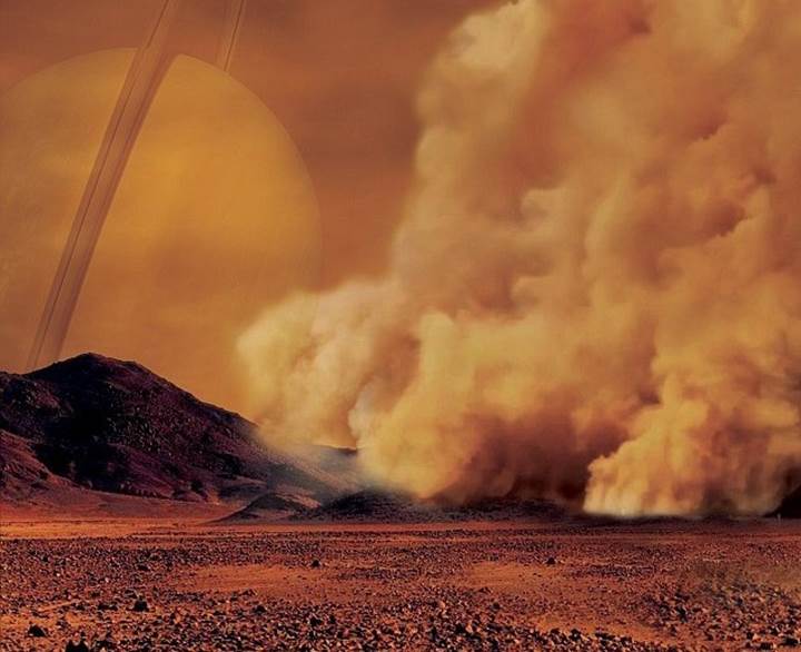 Satürn'ün uydusu Titan'da 'toz fırtınaları' bulundu