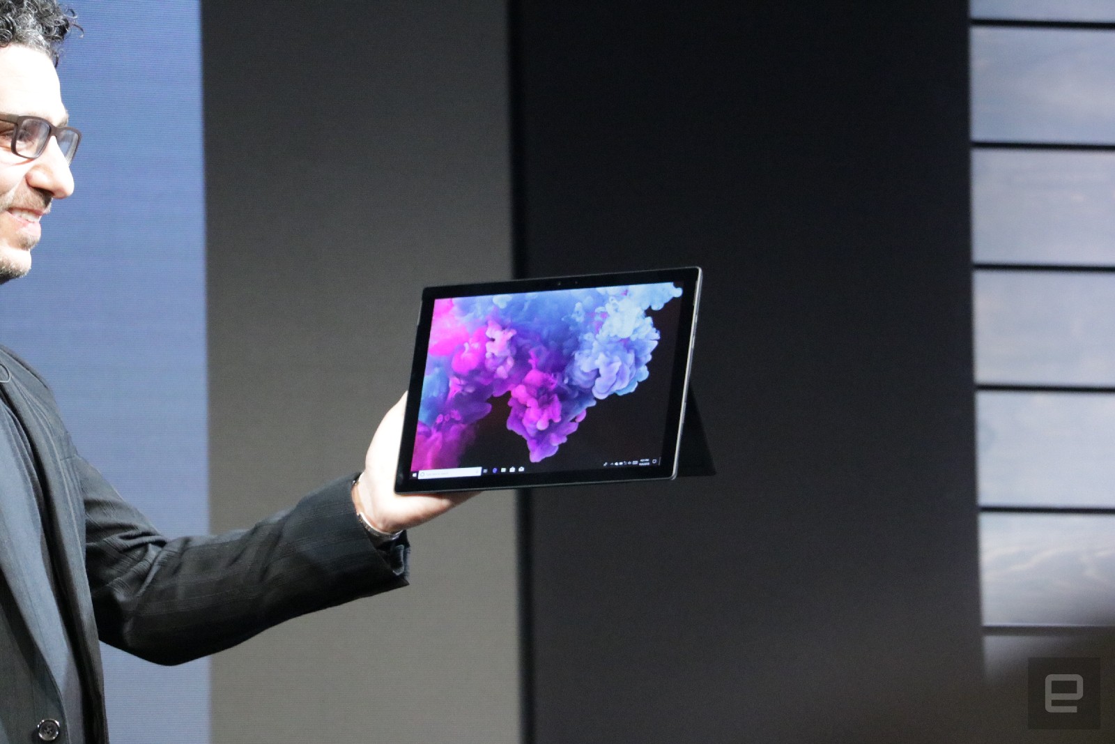 Surface Pro 6 tanıtıldı: İşte özellikleri ve fiyatı