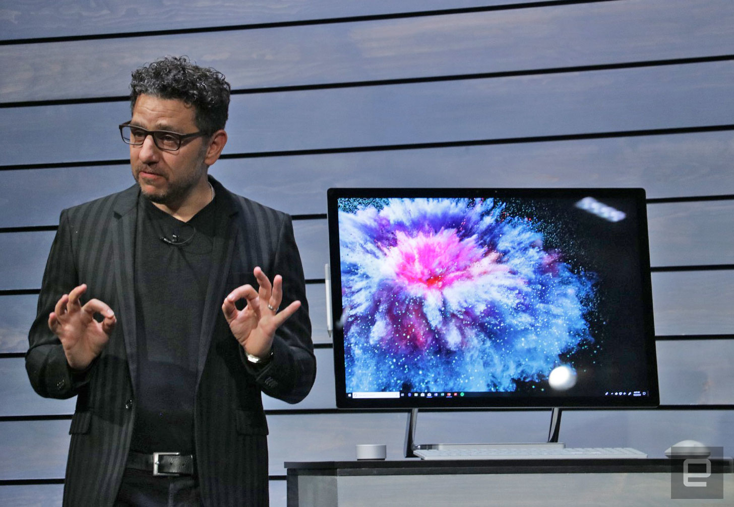 En hızlı Surface cihazı Surface Studio 2 duyuruldu