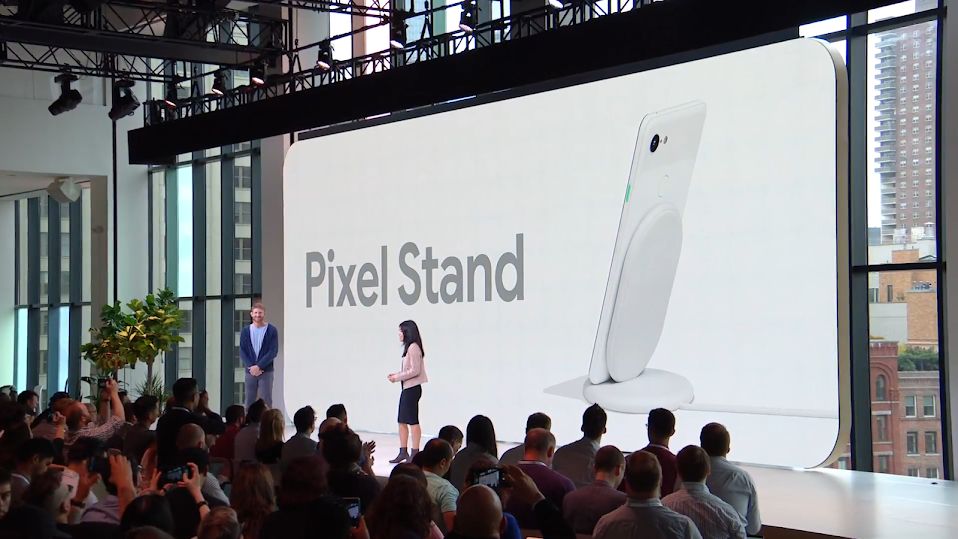 Pixel 3 serisini akıllı ekrana dönüştürebilen Google Pixel Stand tanıtıldı