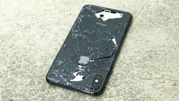 apple cihazlari darbeden koruyacak