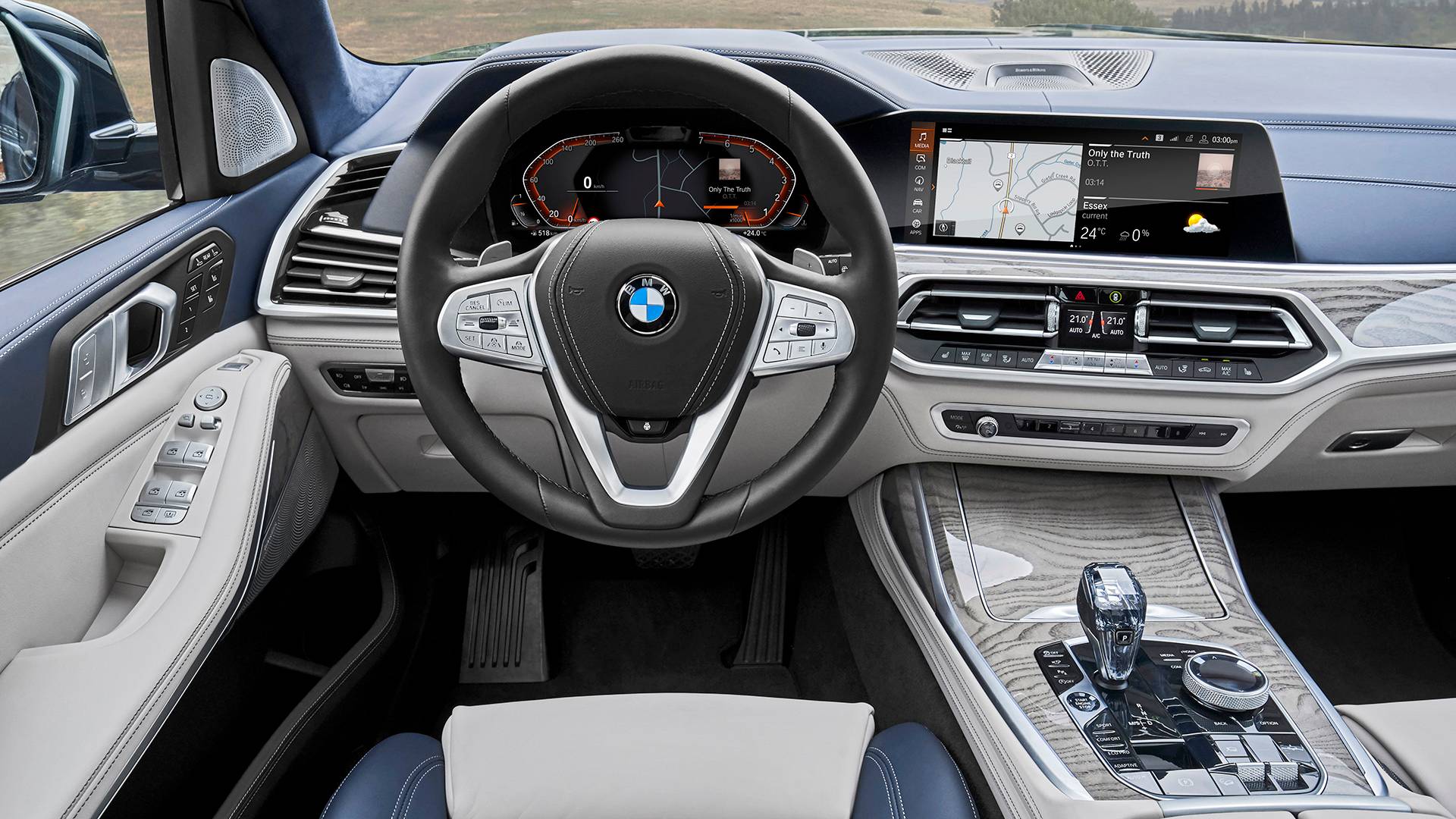 BMW yeni amiral gemisi SUV'sini tanıttı: 2019 BMW X7 ile tanışın