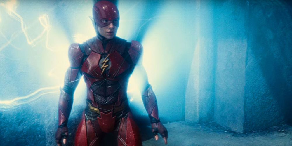 DC'nin Flash filmi bir kez daha ertelendi