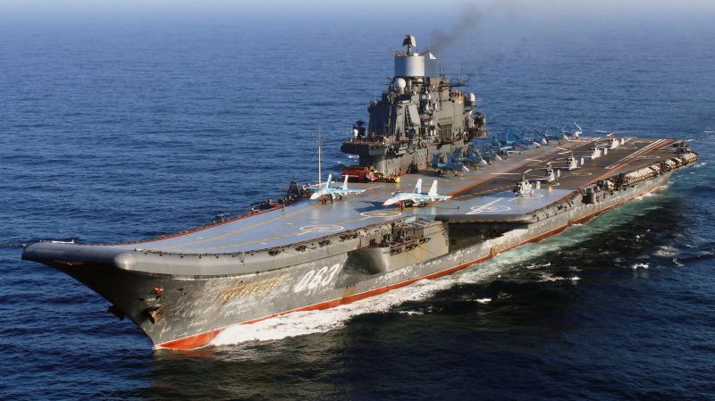 Rusya'nın tek uçak gemisi Admiral Kuznetsov'da kaza!