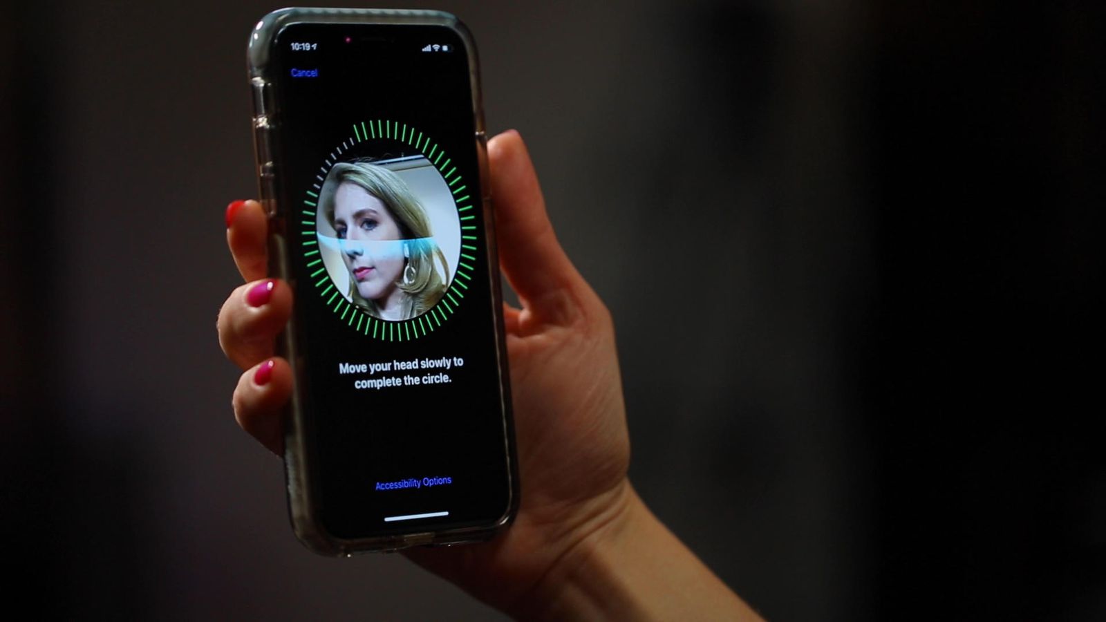 Apple, 2019 iPhone modellerinde daha gelişmiş bir Face ID sunacak