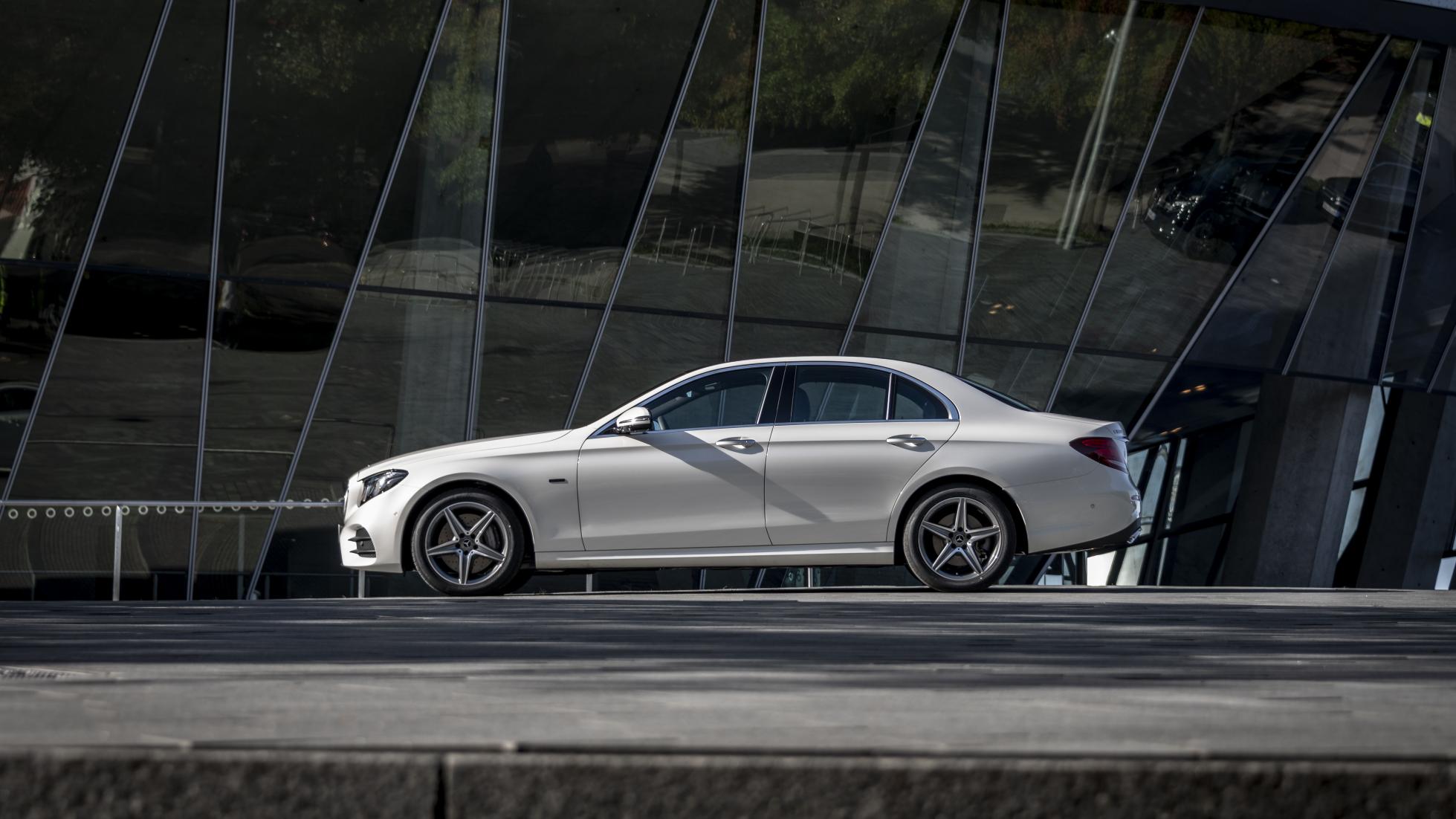 Mercedes-Benz, E-Serisi dizel hibrit ile karşımızda