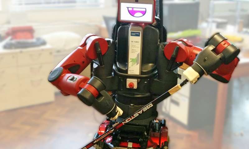 Robot DE NIRO hasta insanlara yardım edecek