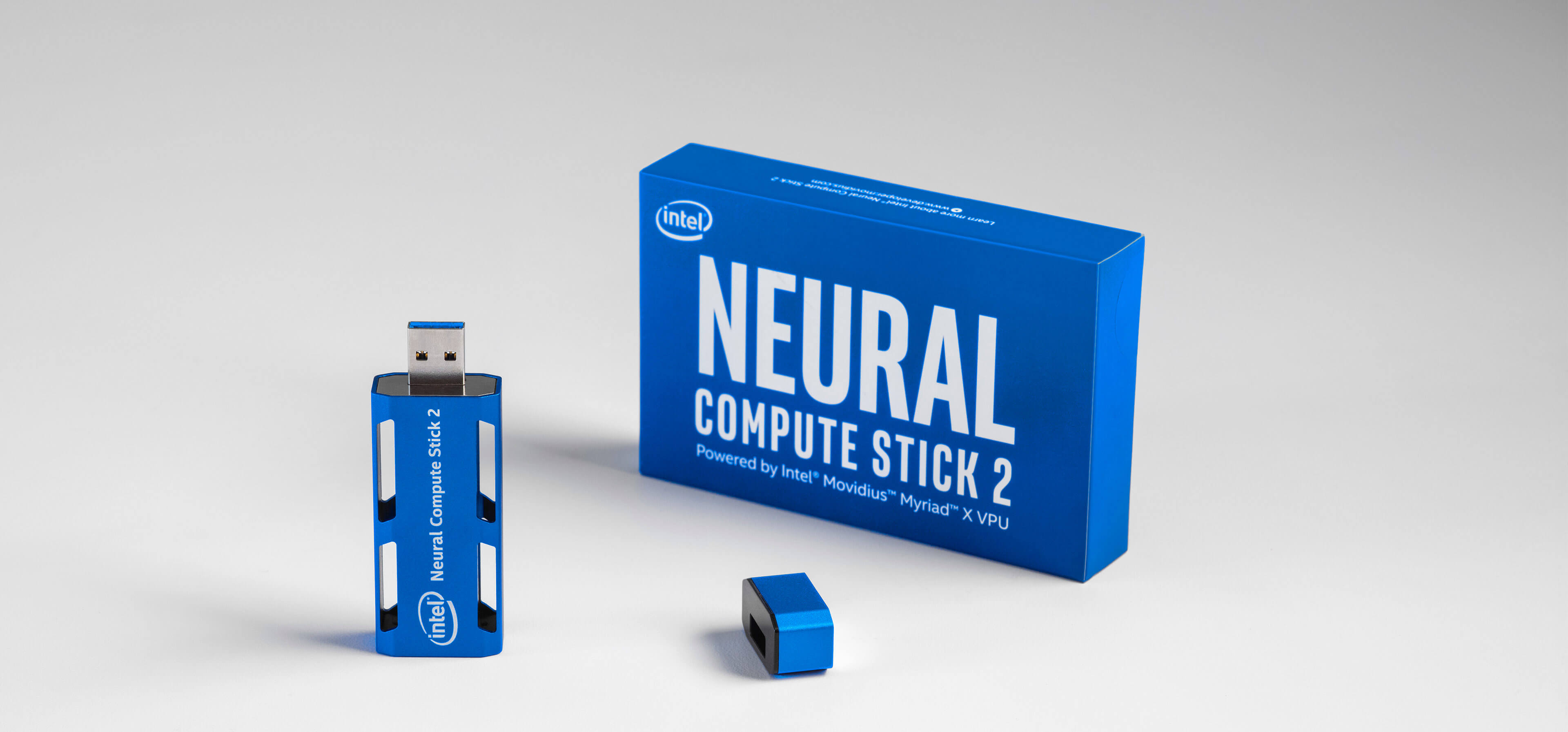 Intel yeni USB tabanlı yapay zekâ belleğini duyurdu