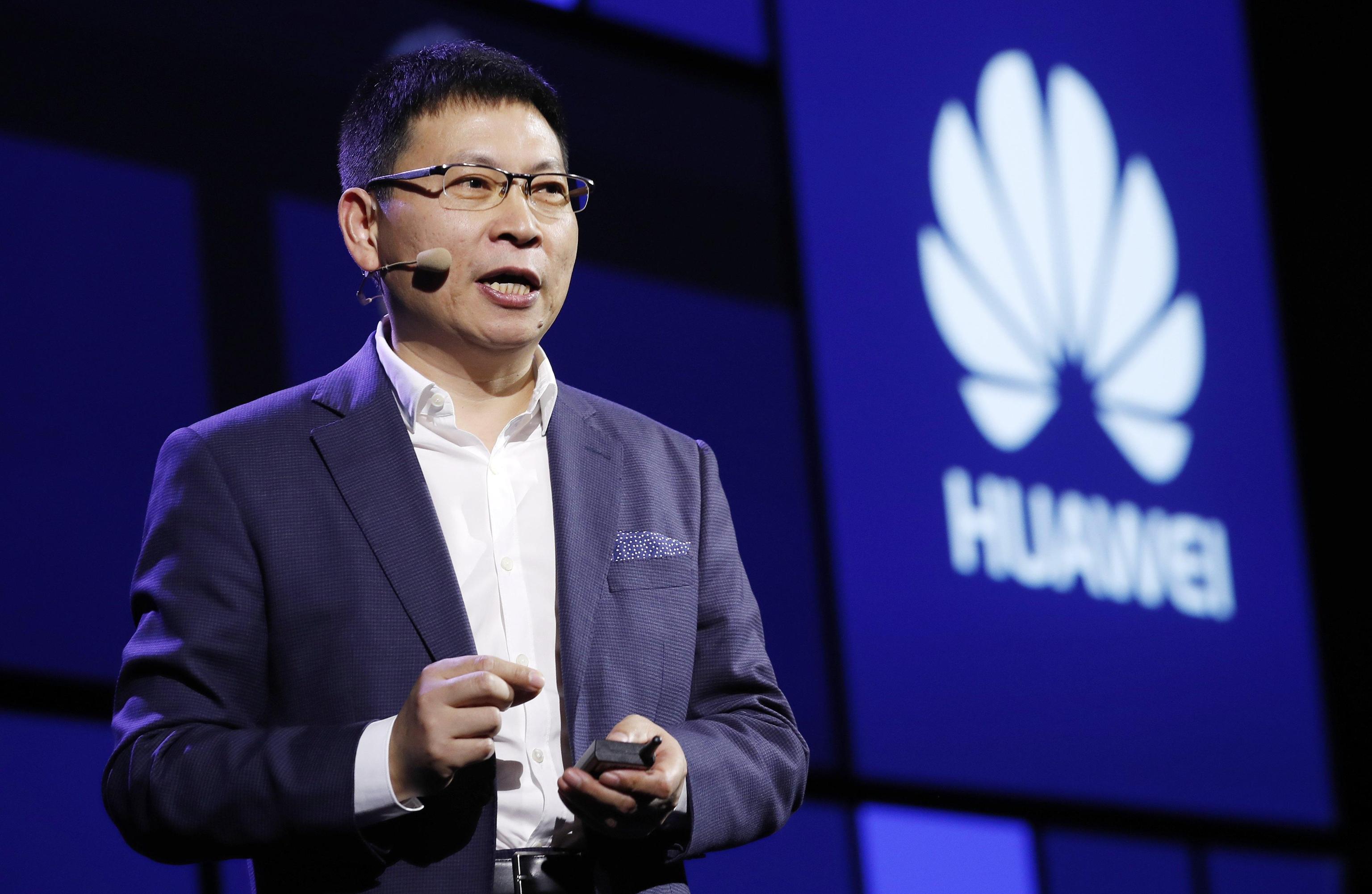 Huawei hedefi koydu: 2020’de Samsung’u geçip bir numara olacağız