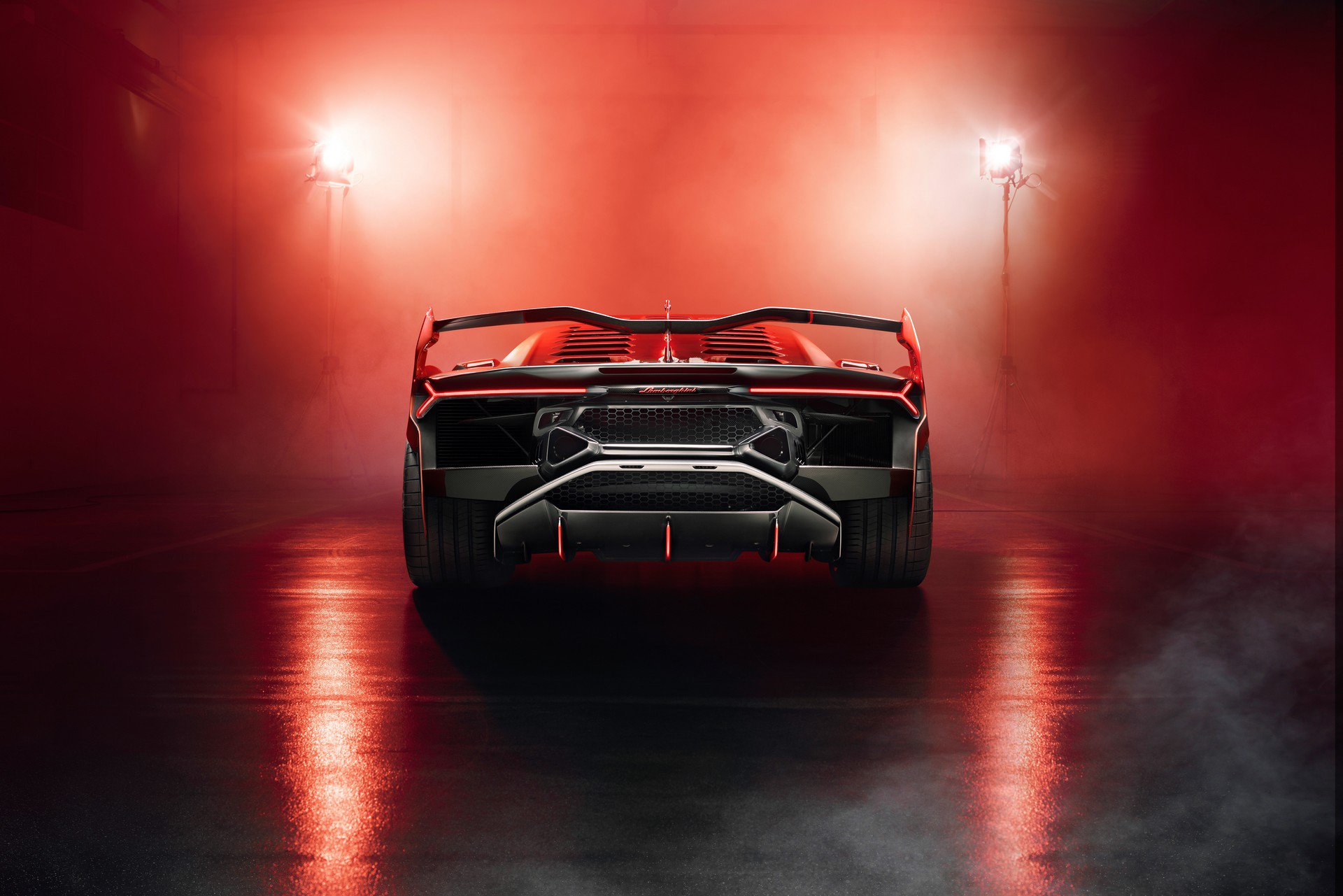 Dünyada yalnızca 1 tane bulunacak yeni Lamborghini SC18 ile tanışın