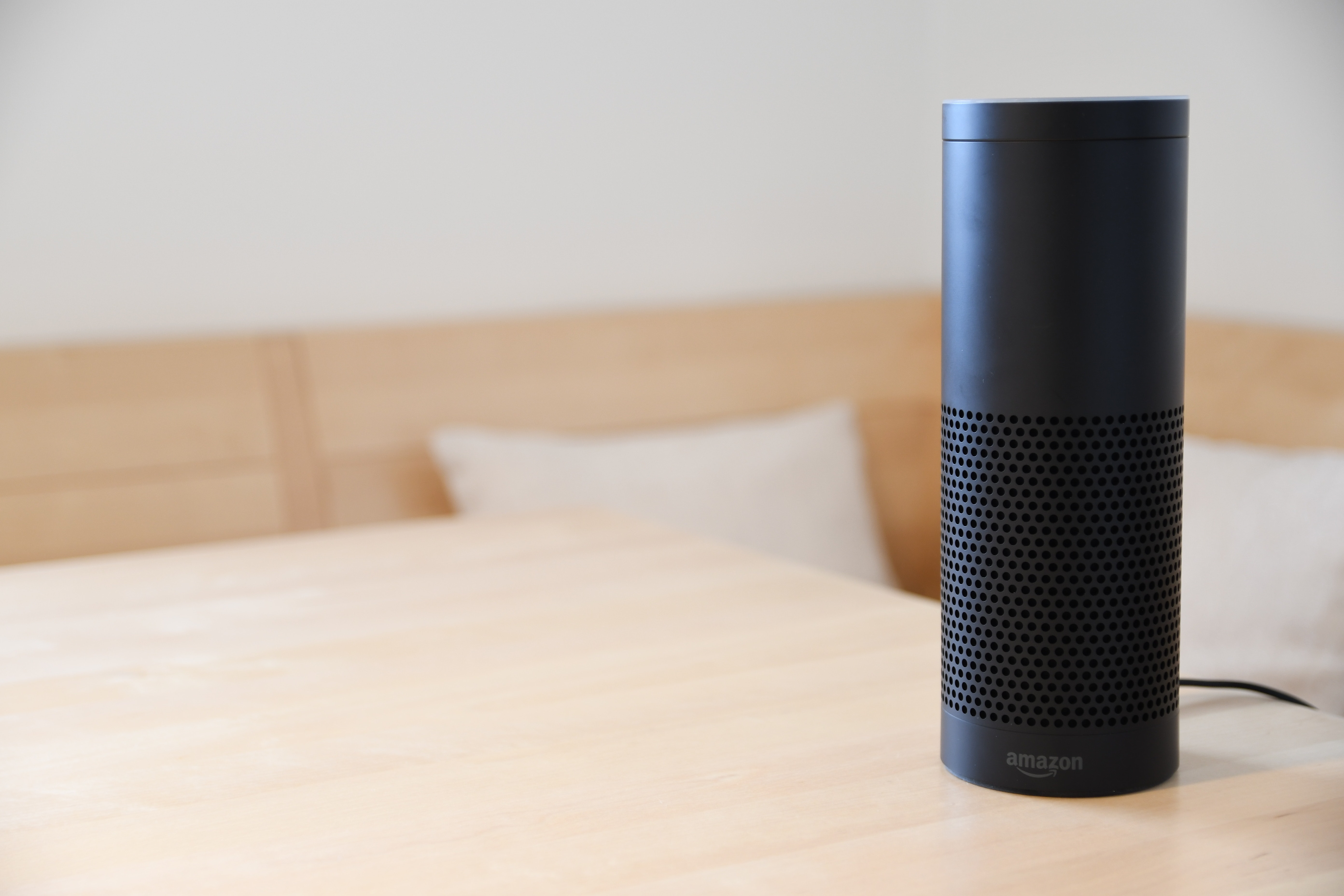 Microsoft, Amazon Echo cihazları satmaya başladı