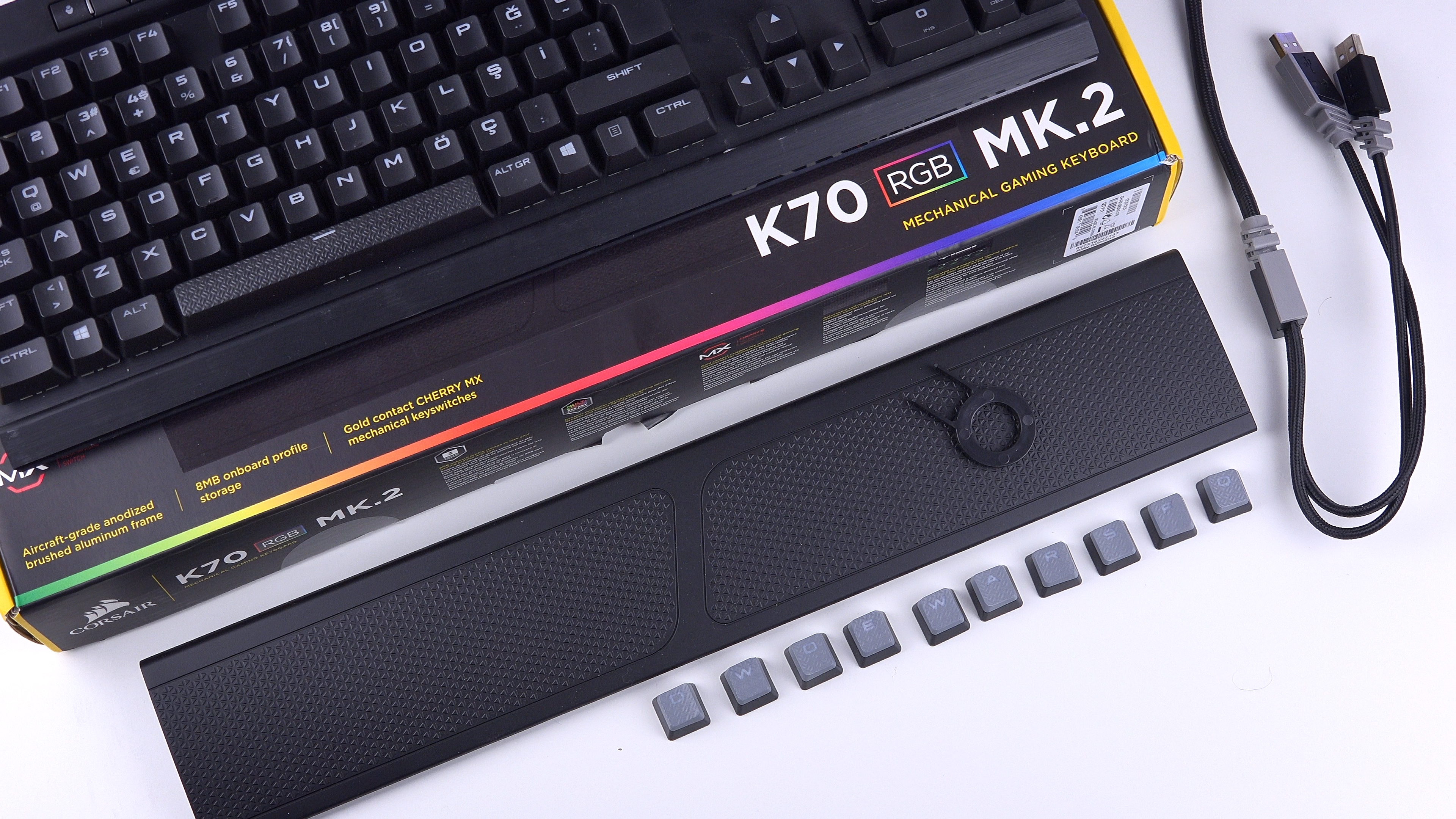 Bu klavye en kalitelilerinden biri! 'Corsair K70 MK.2 incelemesi'