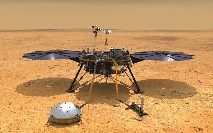 InSight güneş panellerini açtı: İşte Mars'tan gönderdiği fotoğraf