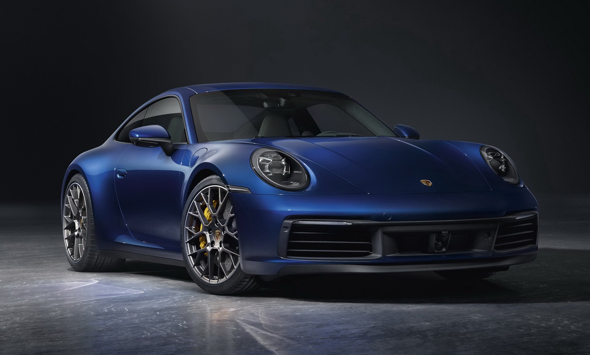 2020 Porsche 911 tanıtıldı: daha güçlü ve daha yakışıklı